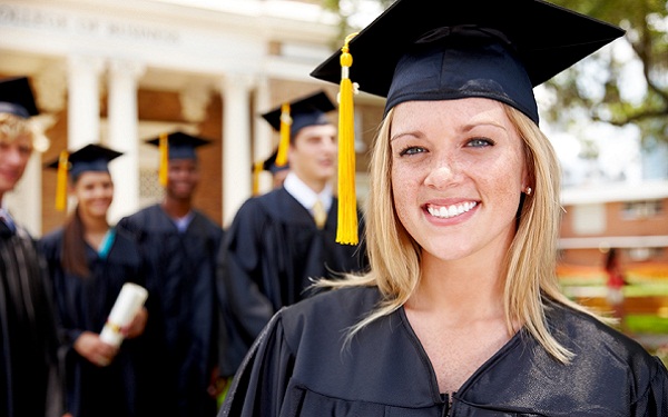 Top Secrets to Apply for Scholarship in UK